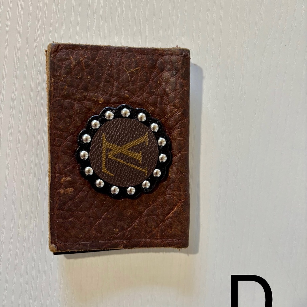 LV card holder